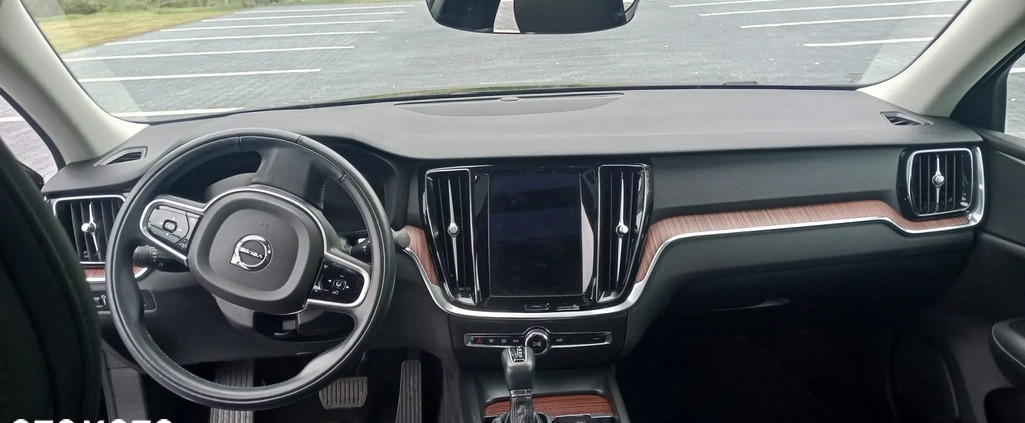 Volvo S60 cena 136000 przebieg: 34000, rok produkcji 2021 z Margonin małe 631